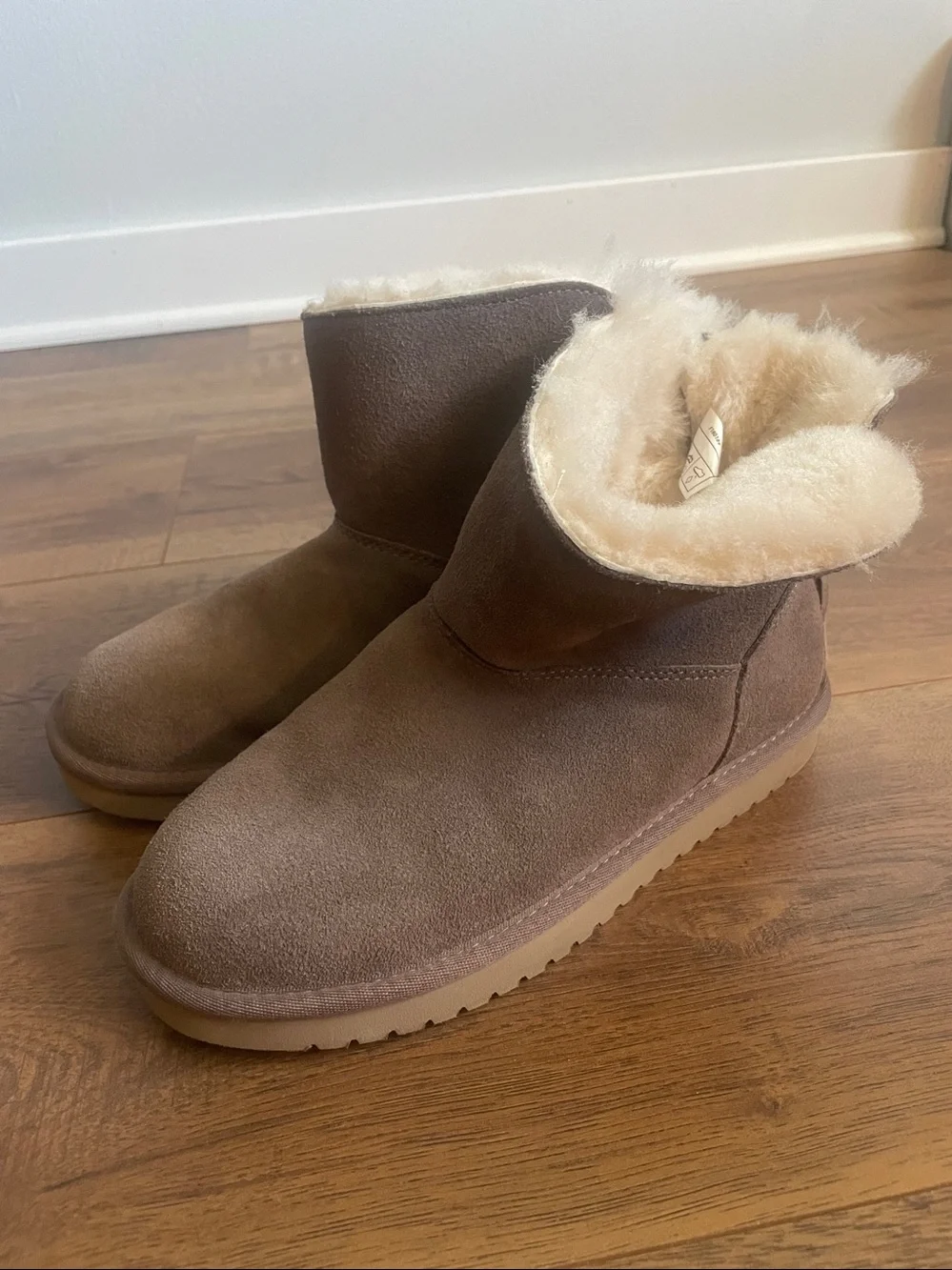 Koolaburra by UGG Jaelyn Mini Boots Size 7